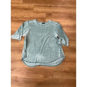 Jane + Delancey Green Burnout 3/4 Sleeve Button Cuff Knit Top 1X